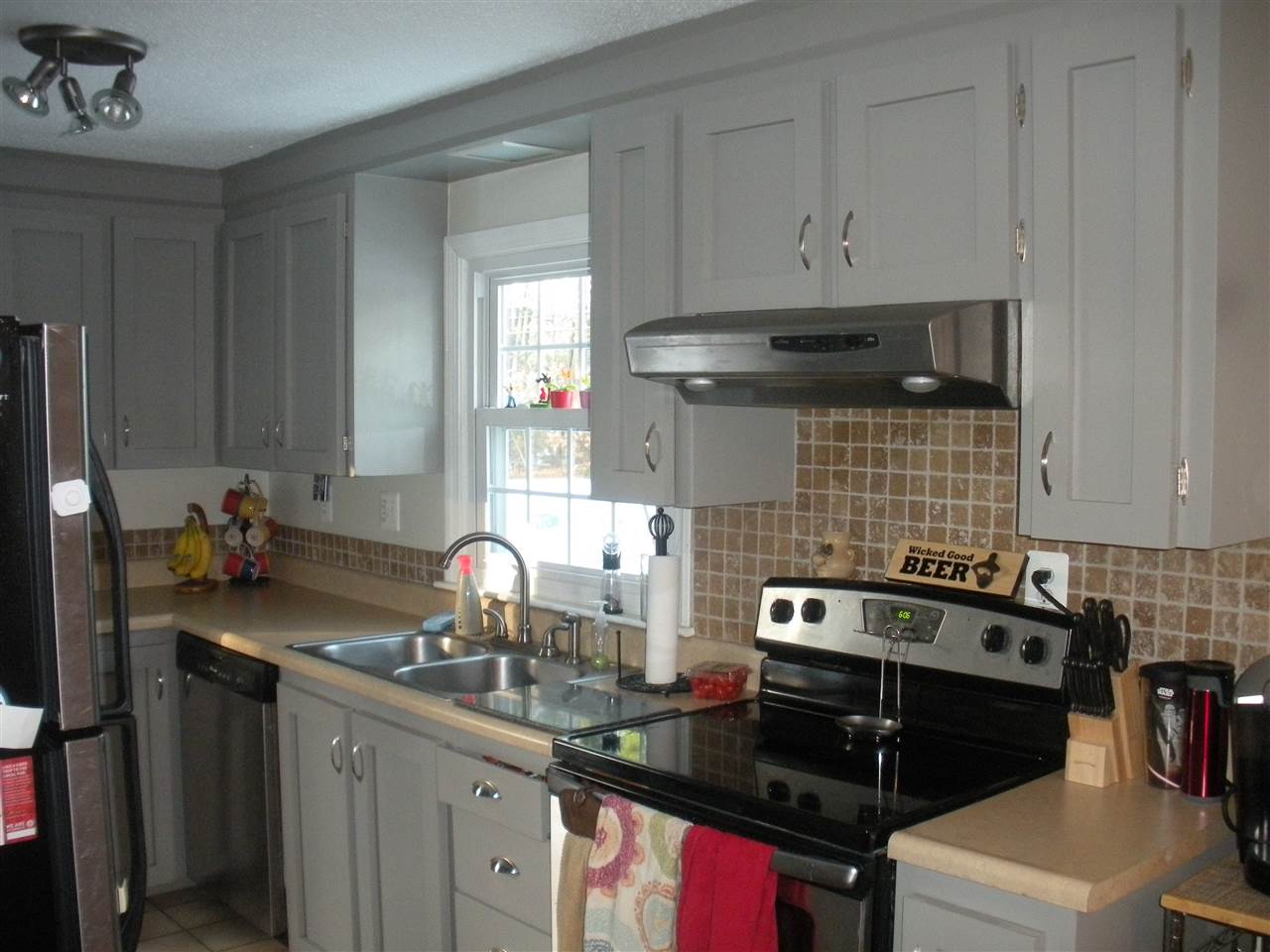 40 Wire Road Merrimack, NH 03054 - Photo 8 of 24 Gallery Image 8