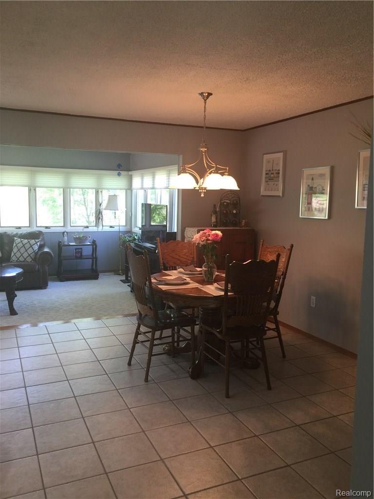 40756 Village Wood Road Novi, MI 48375 - Photo 8 of 46 IMG_0981.JPG