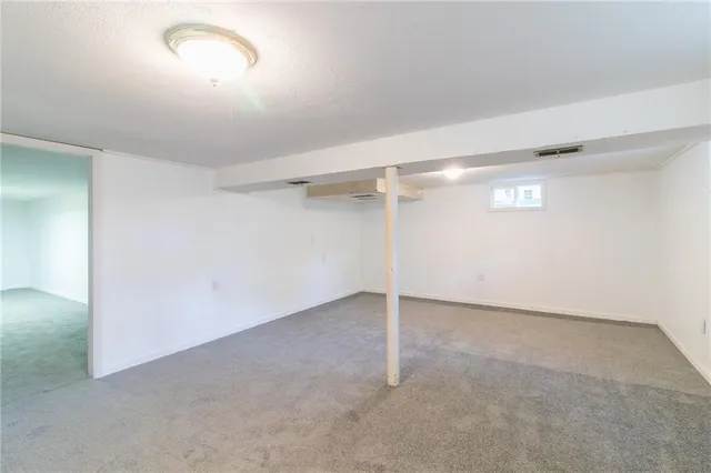 $169,500 | 601 Westside Drive, Knob Noster, MO 65336