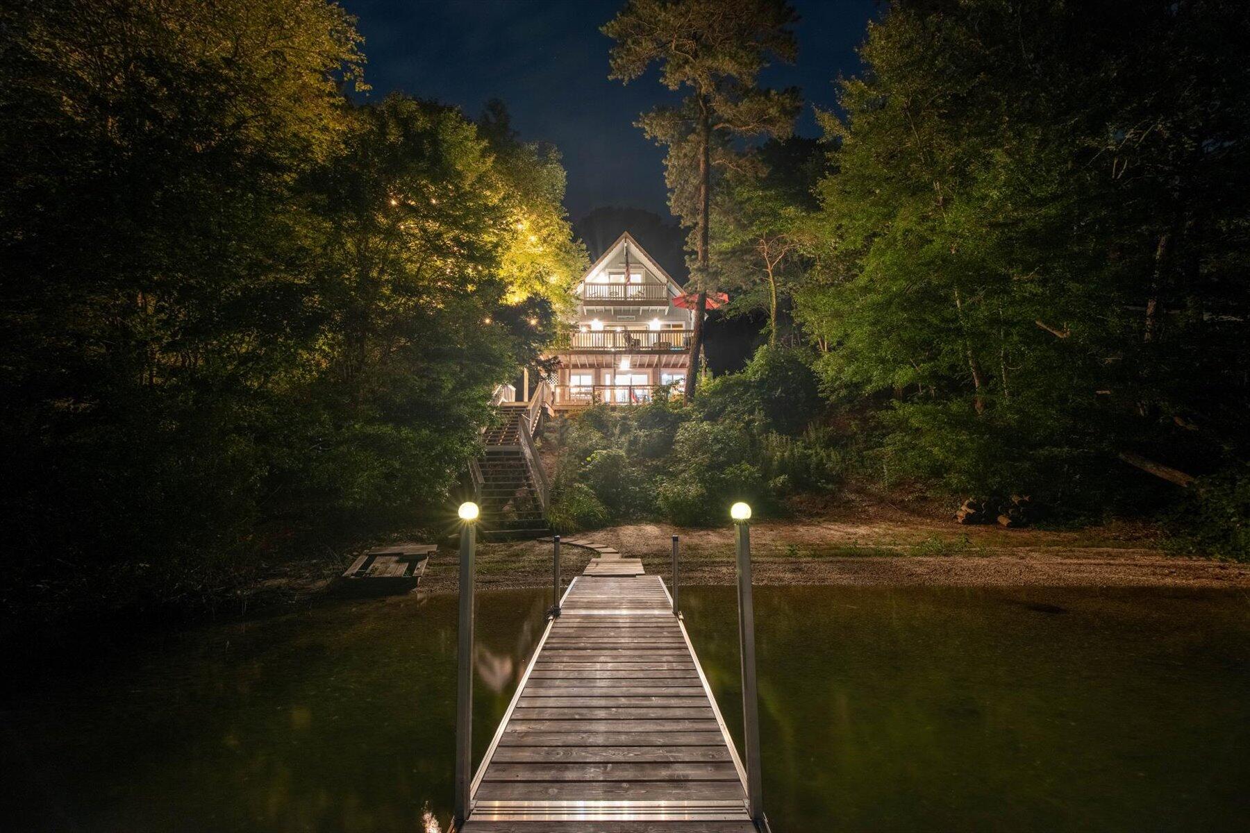 120 Wheeler Road Mashpee, MA 02649 - Photo 47 of 49 a view of a balcony with dining space