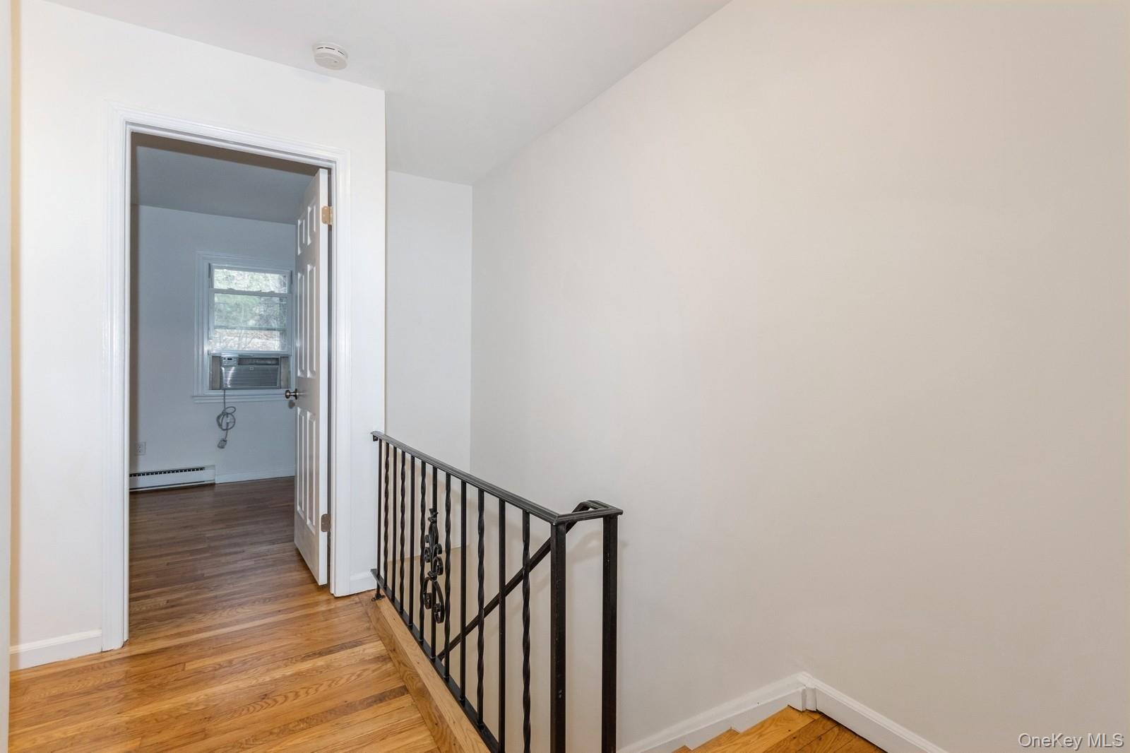 129 Harris Road, Unit 4 Katonah, NY 10536 - Photo 13 of 21 Gallery Image 13