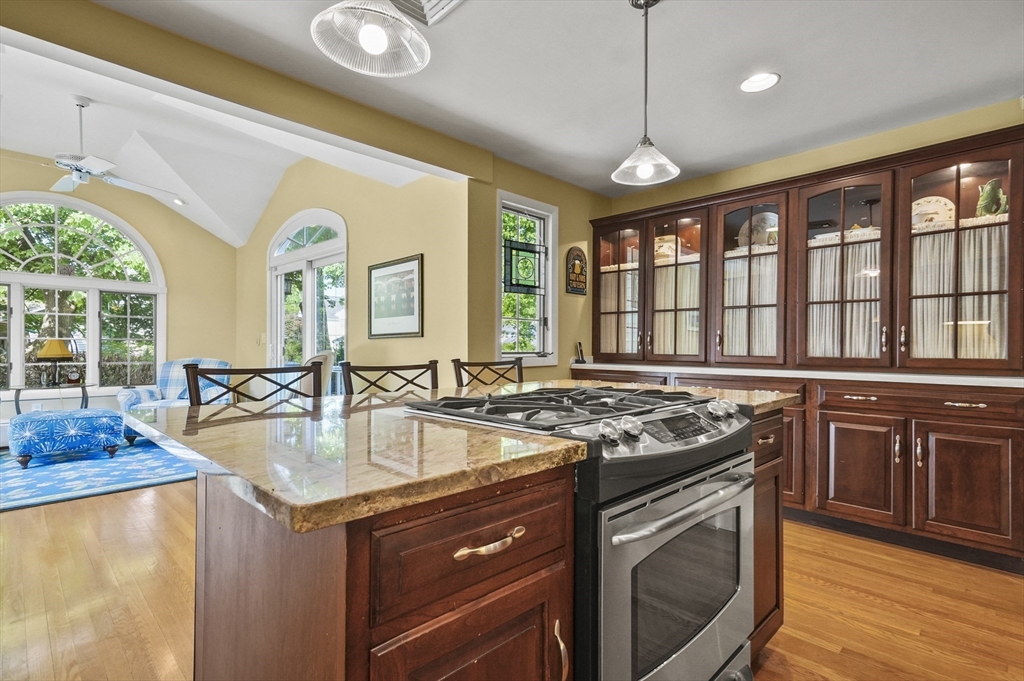 111 Draper Street Lowell, MA 01852 - Photo 12 of 42