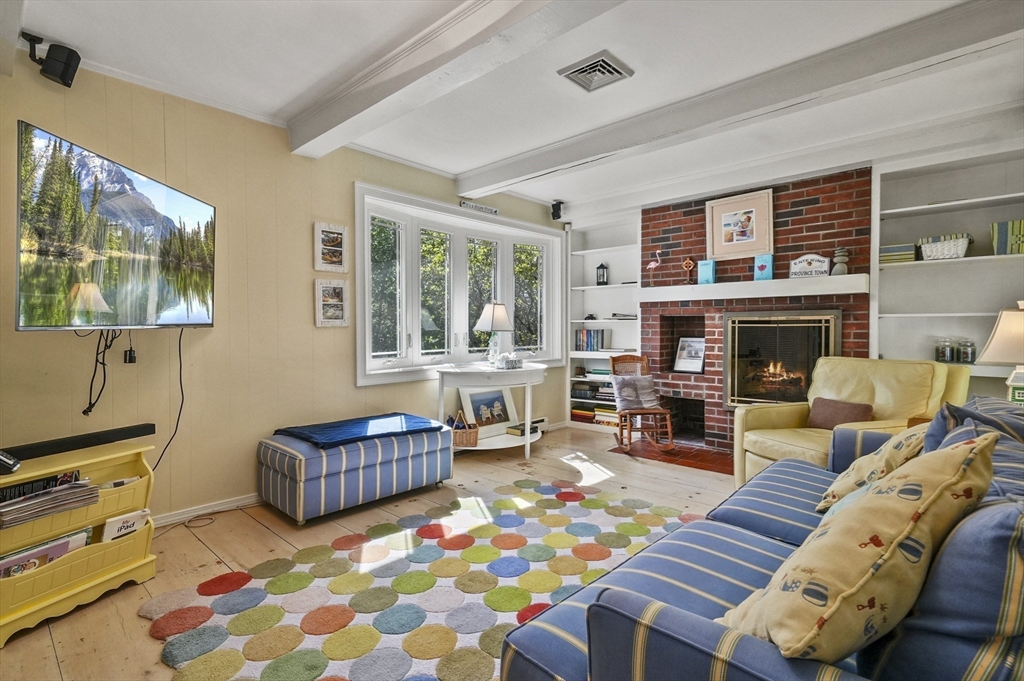 111 Draper Street Lowell, MA 01852 - Photo 16 of 42