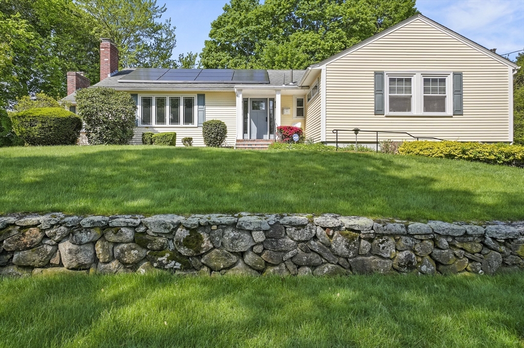 111 Draper Street Lowell, MA 01852 - Photo 2 of 42