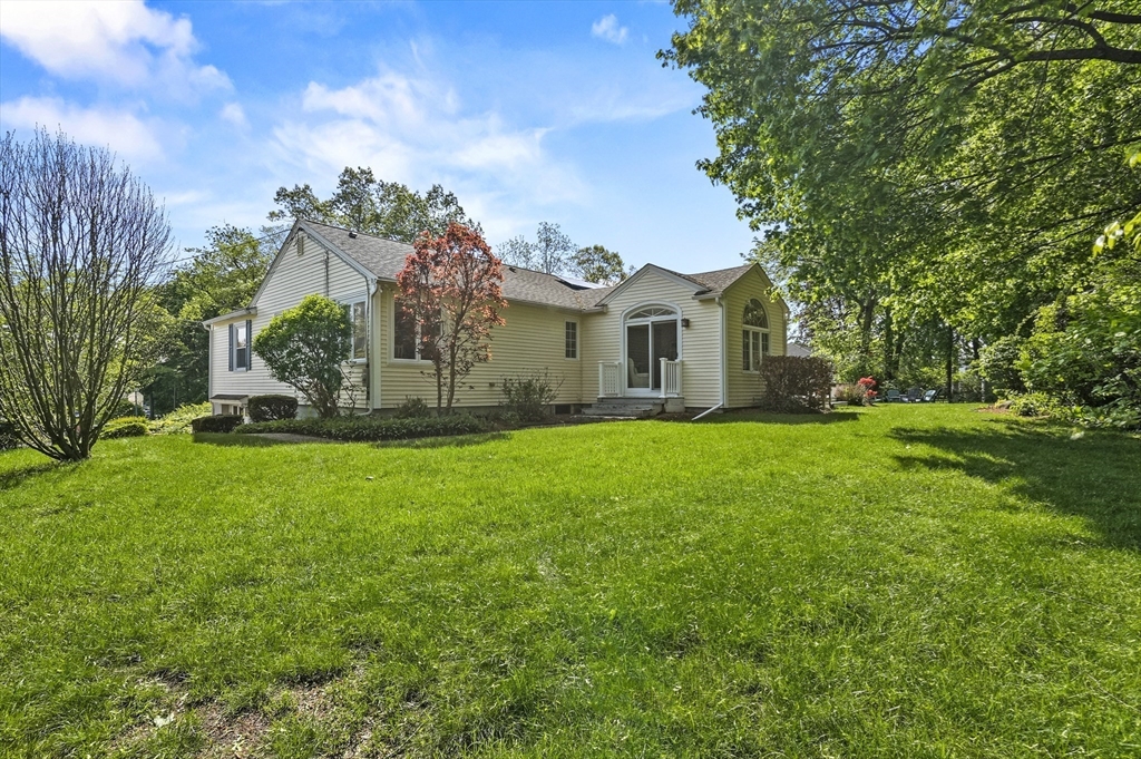 111 Draper Street Lowell, MA 01852 - Photo 38 of 42