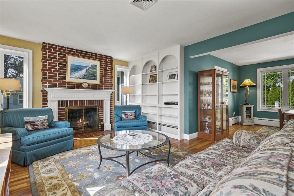 111 Draper Street Lowell, MA 01852 - Photo 7 of 42