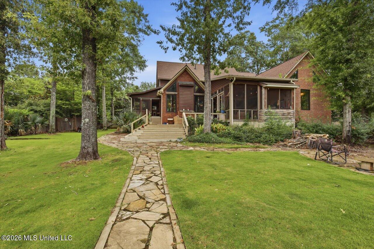 1109 Foxpoint Brandon, MS 39047 - Photo 61 of 82 61-1109 Foxpoint _ Hometoursms.com