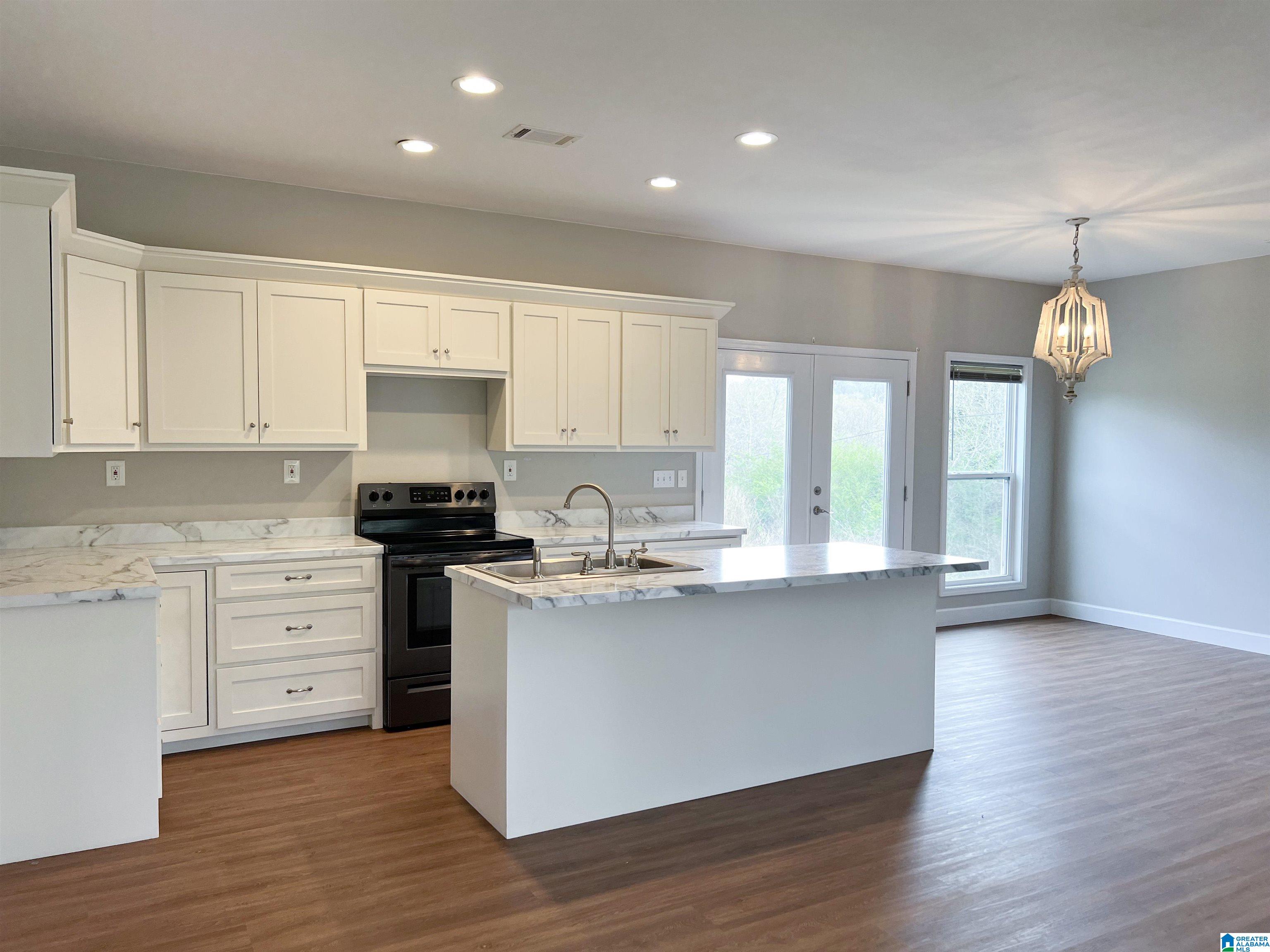 329 Southwest 2nd Street Roanoke, AL 36274 - Photo 12 of 43