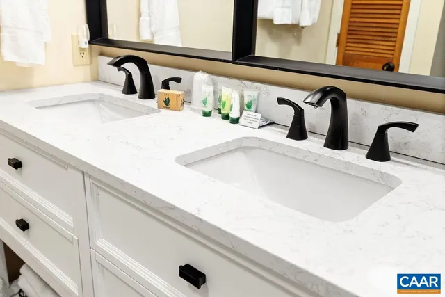 $449,975 | 1641 Overlook, Wintergreen, VA 22967