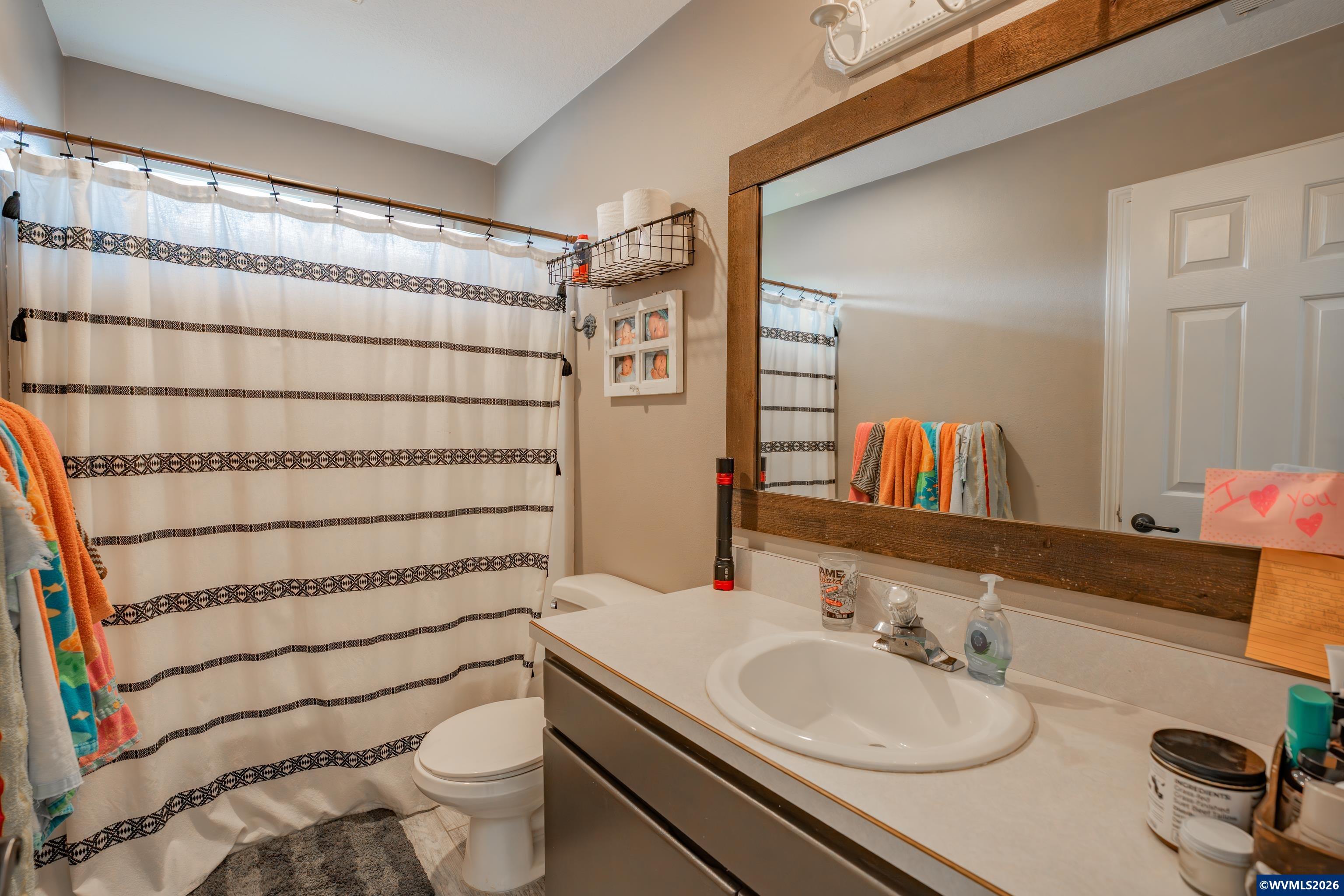 2147 Steelhead Court Lebanon, OR 97355 - Photo 23 of 34