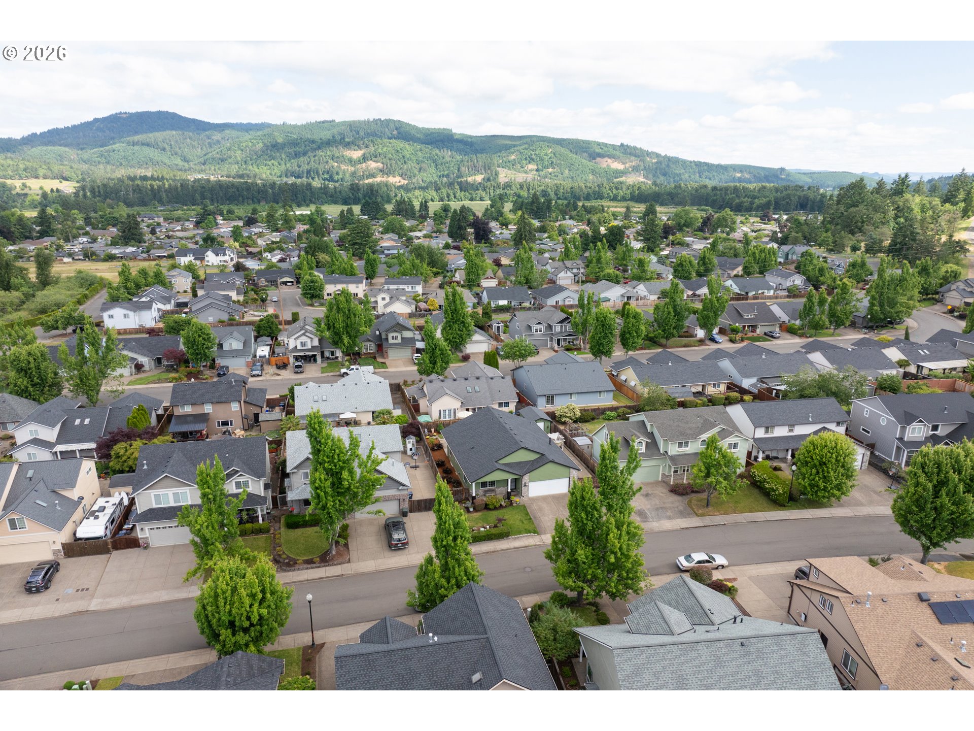 3392 Falcon Drive Springfield, OR 97477 - Photo 40 of 46