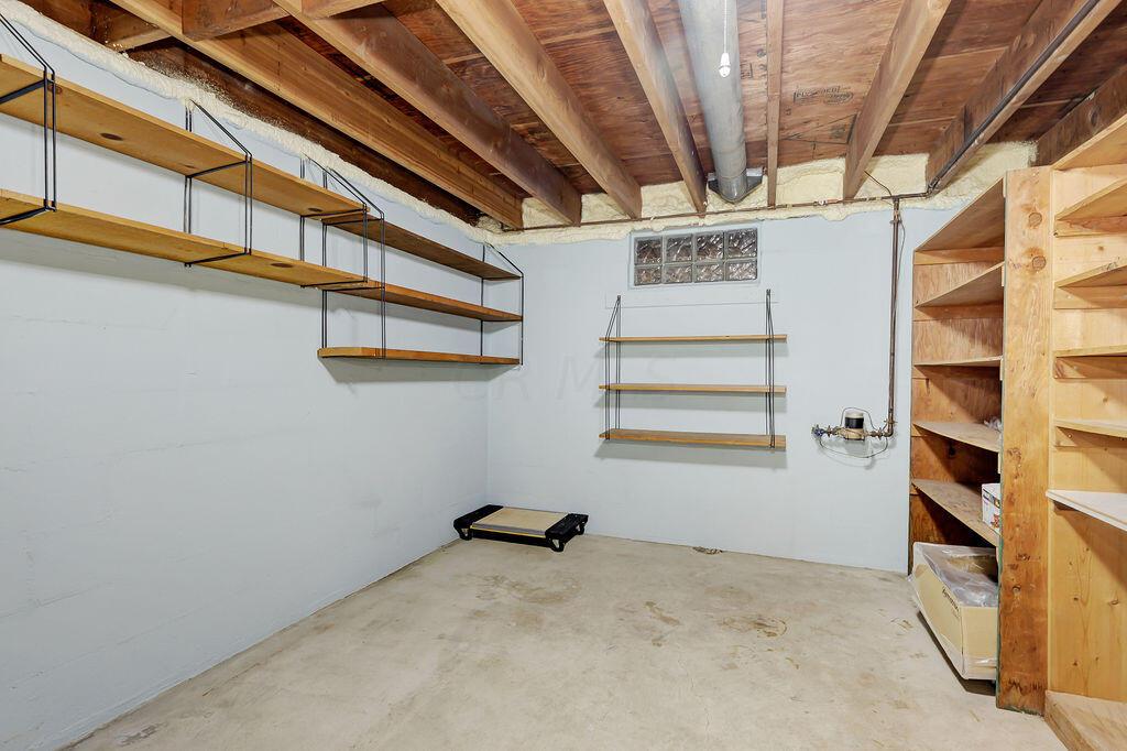 918 Farnham Road Columbus, OH 43220 - Photo 50 of 77 Storage