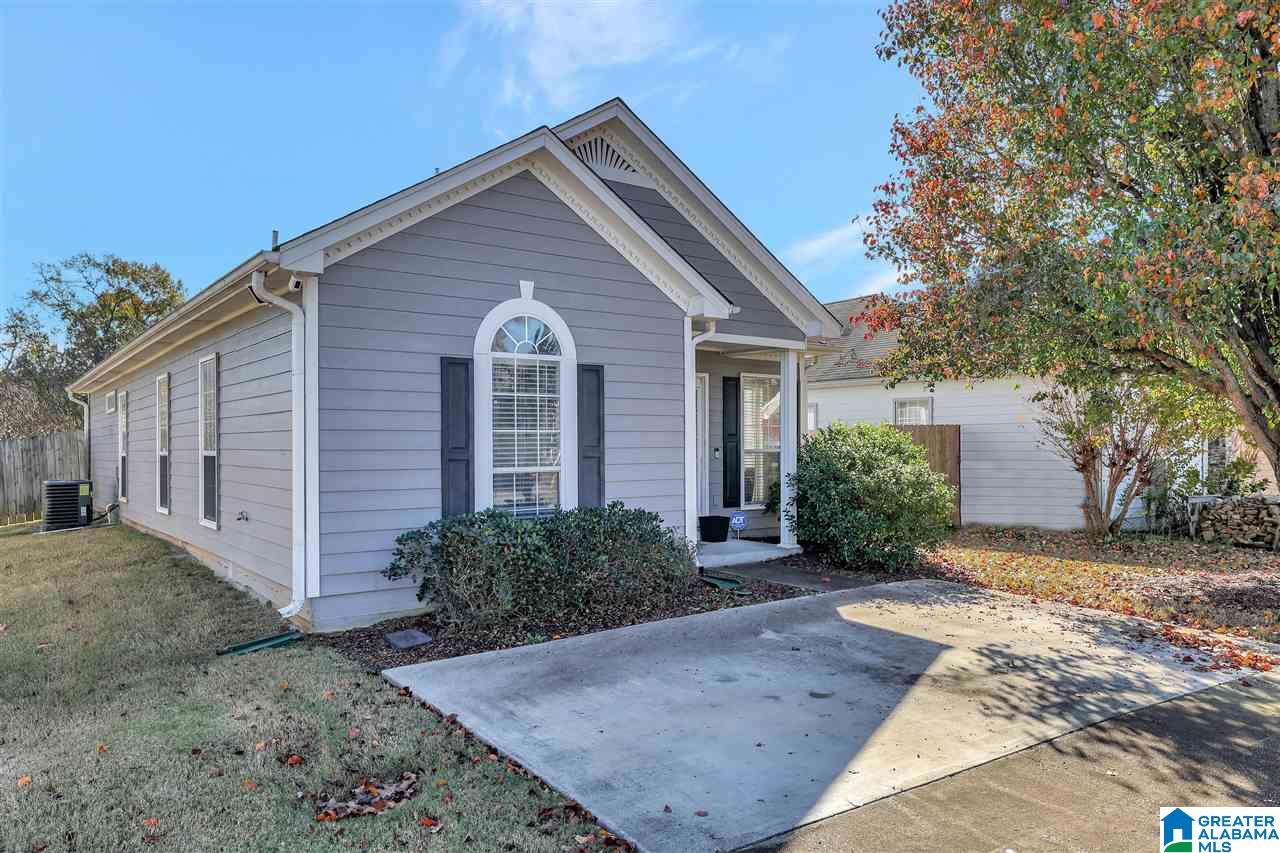 535 Walker Road Pelham, AL 35124 - Photo 2 of 23