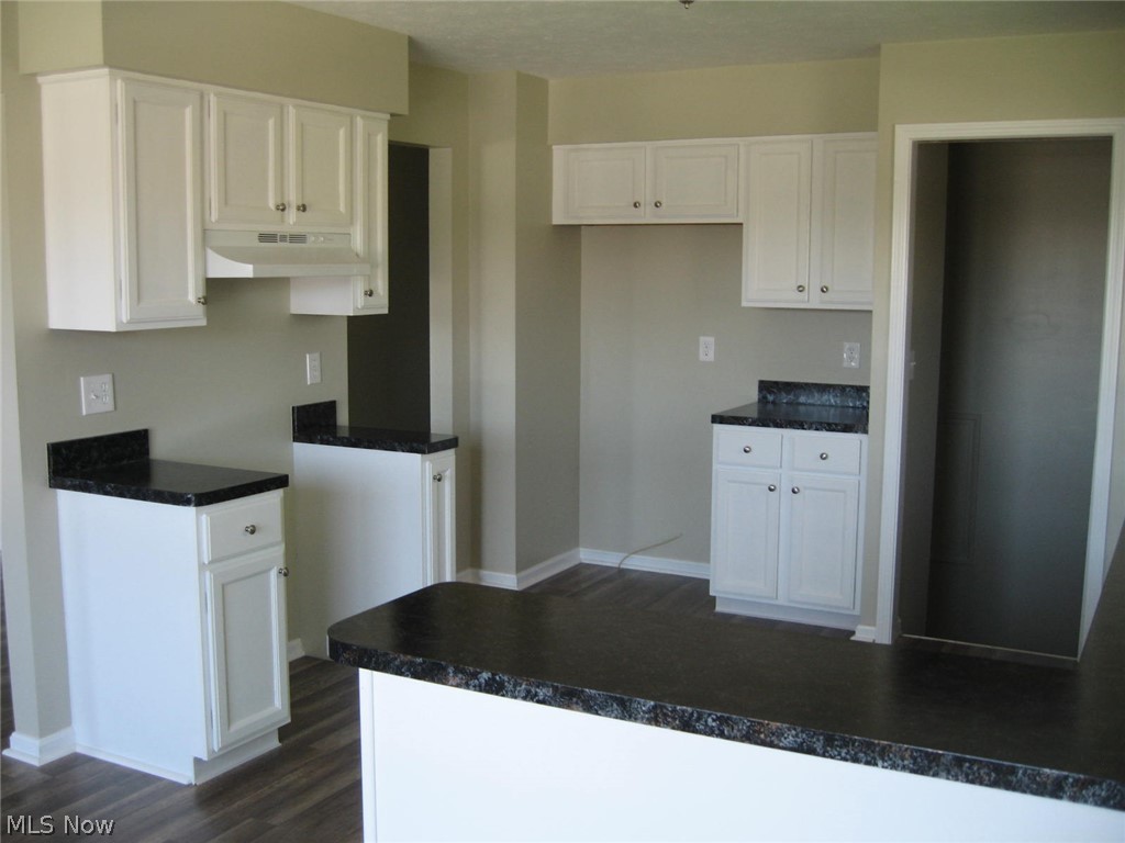 5416 Turney Road Cleveland, OH 44125 - Photo 8 of 29 Gallery Image 8