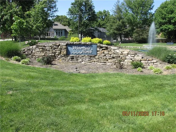 $400,000 | 2112 Northeast Springbrook Street, Blue Springs, MO 64014