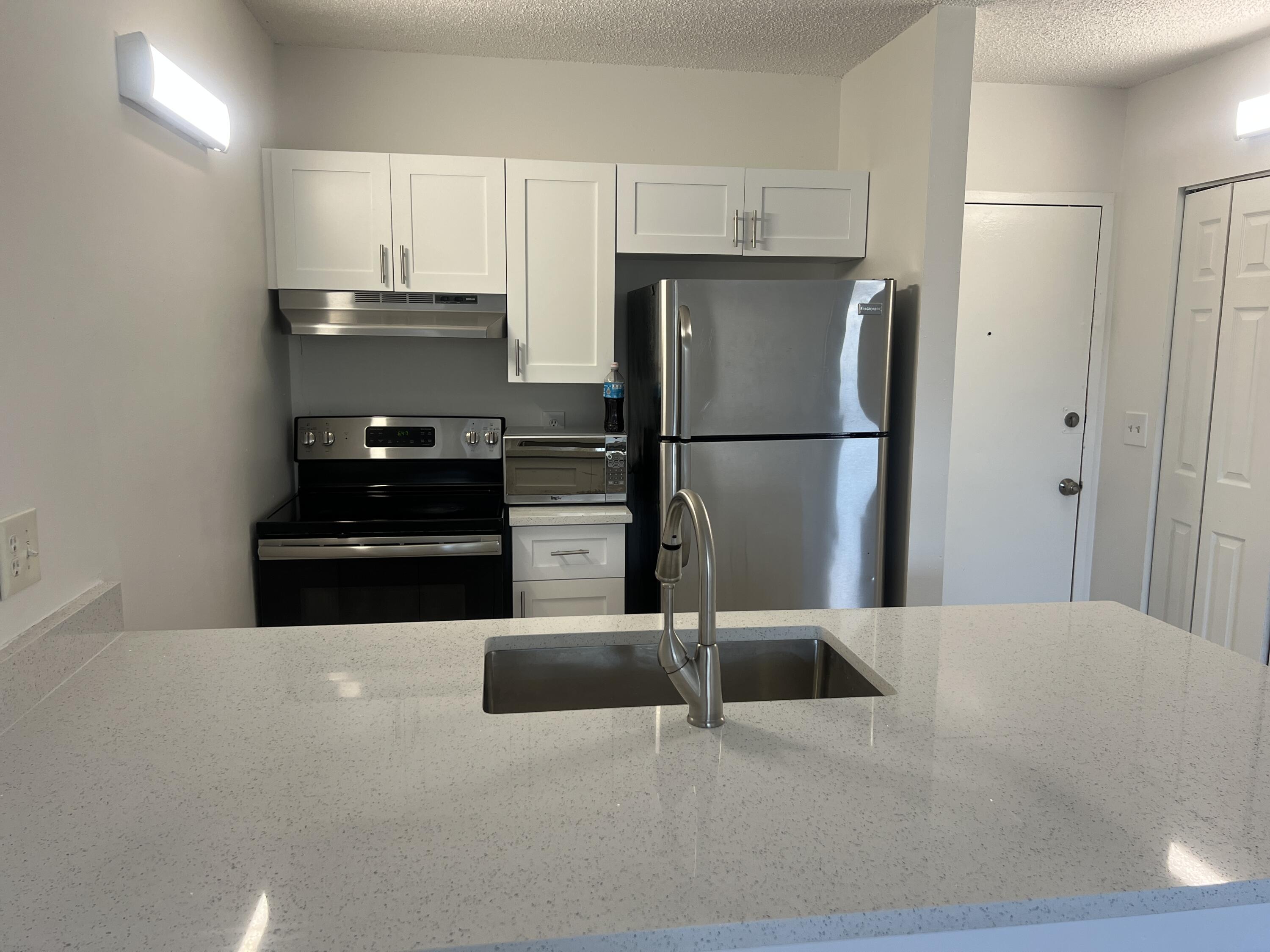 2501 Riverside Drive, Unit 206A Coral Springs, FL 33065 - Photo 5 of 29 IMG_8691