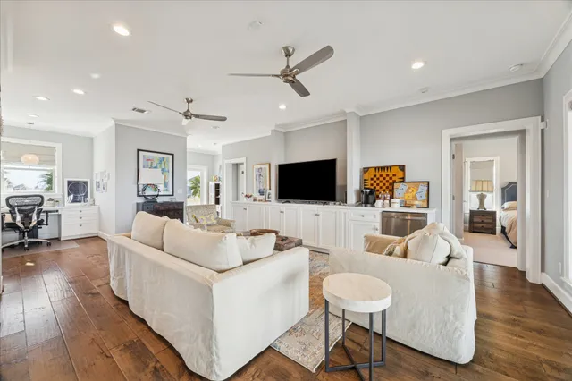 $3,995,000 | 3126 Lafittes Point, Galveston, TX 77554