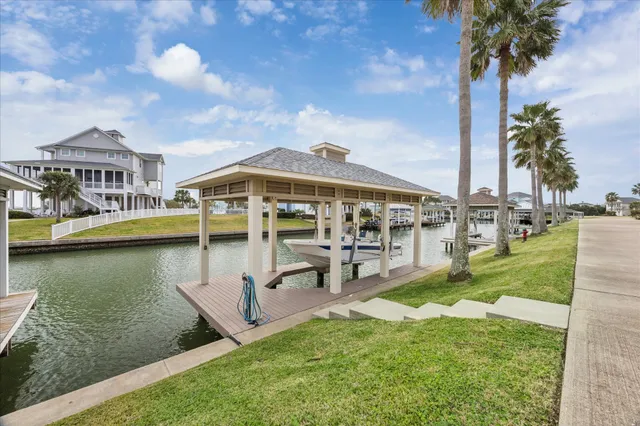 $3,995,000 | 3126 Lafittes Point, Galveston, TX 77554
