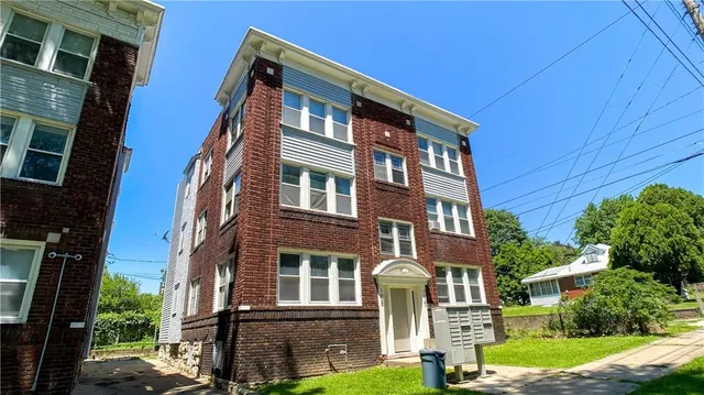 $895,000 | 104-110 North Indiana Avenue, Kansas City, MO 64123