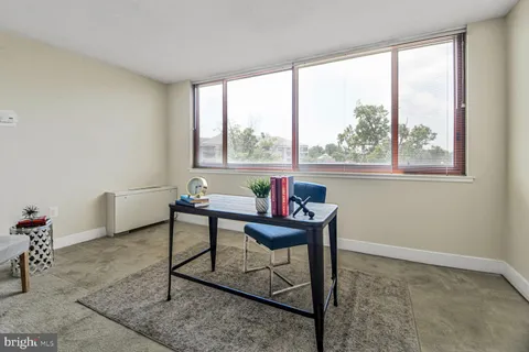 $430,000 | 1220 Blair Mill Road, Unit 605, Silver Spring, MD 20910