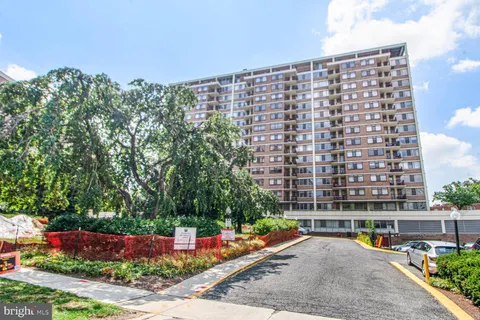 $430,000 | 1220 Blair Mill Road, Unit 605, Silver Spring, MD 20910