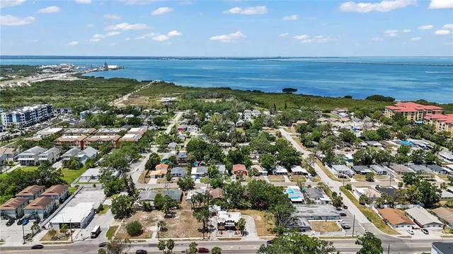 $835,000 | 6719 South West Shore Boulevard, Tampa, FL 33616