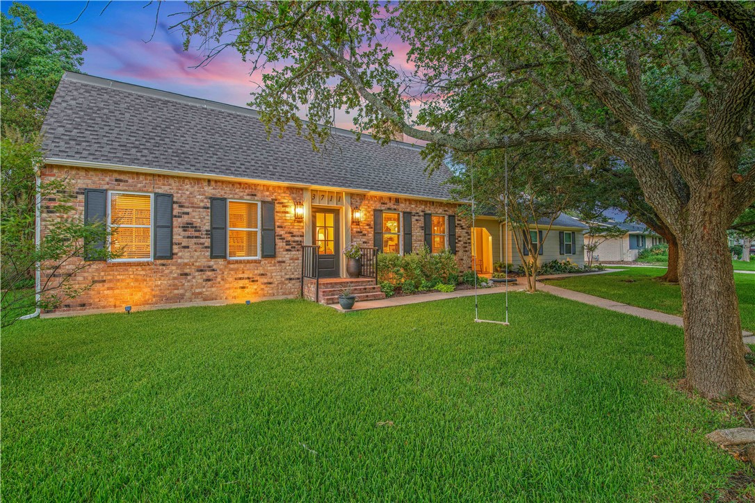 3711 Sunnybrook Lane Bryan, TX 77802 - Photo 2 of 41