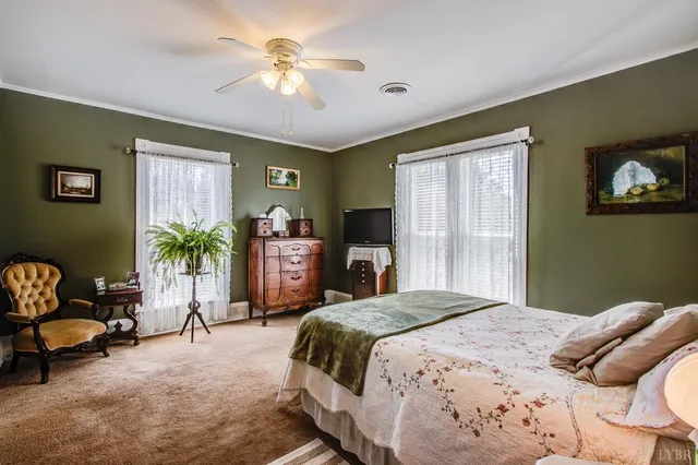 $310,000 | 401 King Street, Keysville, VA 23947