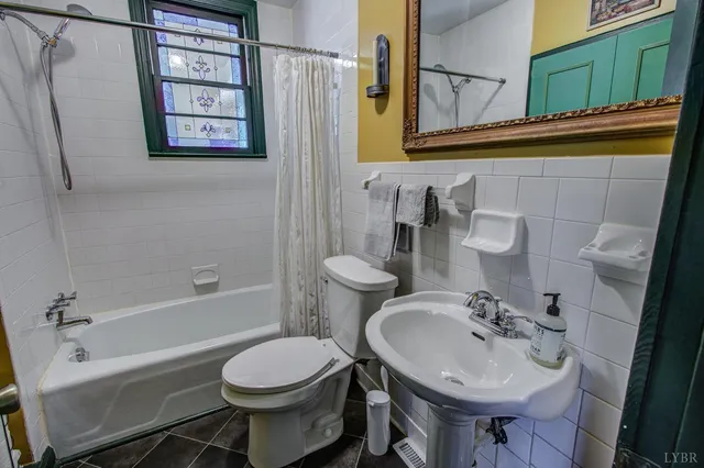 $310,000 | 401 King Street, Keysville, VA 23947