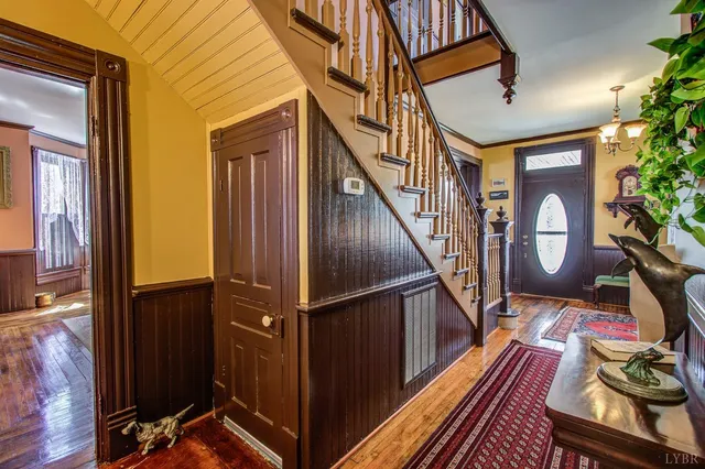 $310,000 | 401 King Street, Keysville, VA 23947