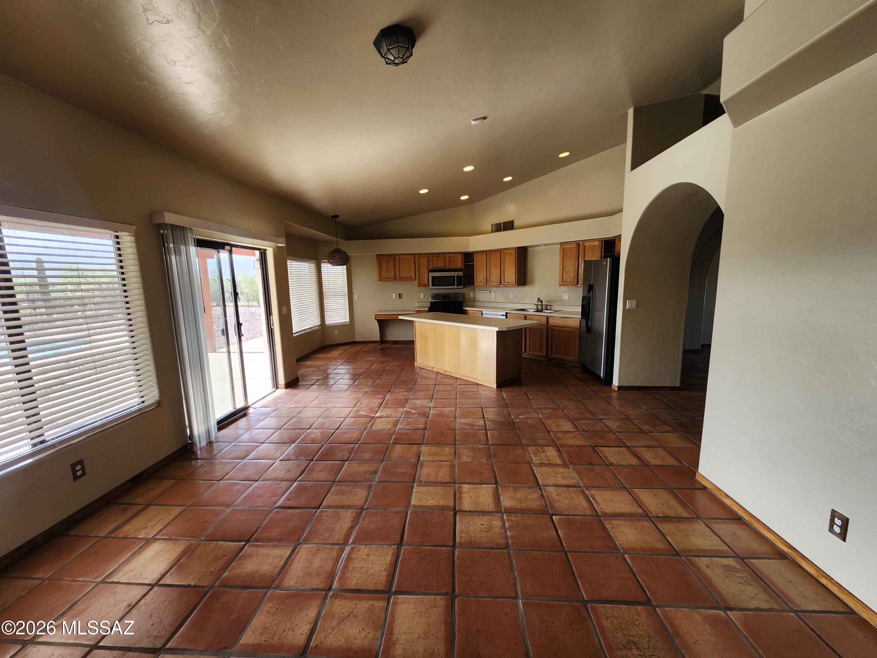 11065 East Snyder Road Tucson, AZ 85749 - Photo 20 of 49 original - 2026-07-06T152058.505