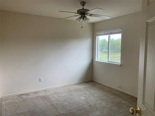 $2,100 | 18317 Great Falls Drive, Manor, TX 78653