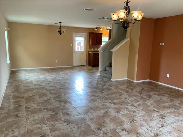 $2,100 | 18317 Great Falls Drive, Manor, TX 78653