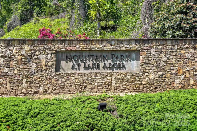 $815,000 | 23 Laurel Crest Lane, Mill Spring, NC 28756