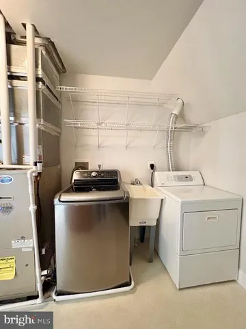 $4,300 | 12014 Montrose Park Place, Rockville, MD 20852