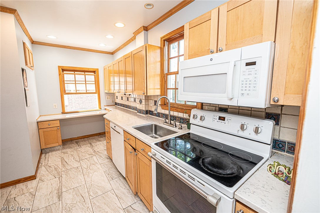 3702 Gridley Road Shaker Heights, OH 44122 - Photo 12 of 27 Gallery Image 12