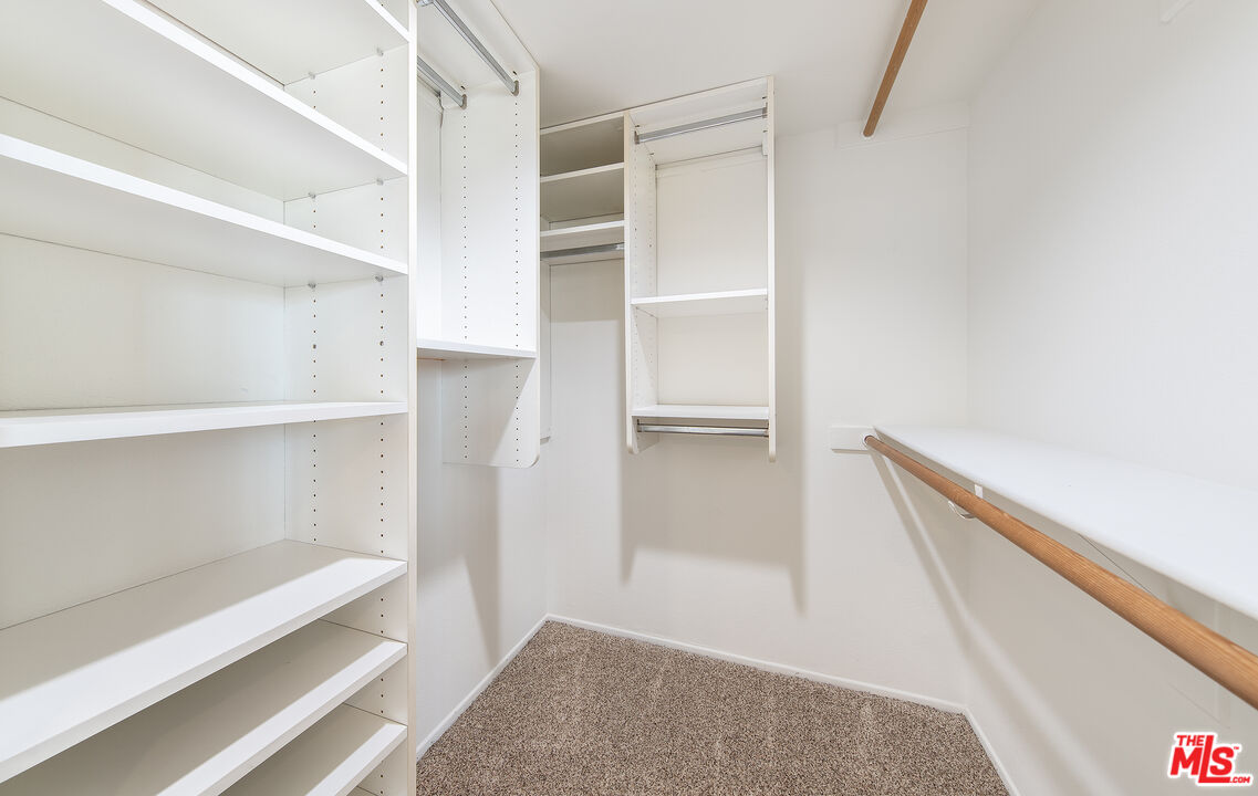 2333 Oak Street, Unit 2 Santa Monica, CA 90405 - Photo 12 of 30 a view of walk in closet with empty racks