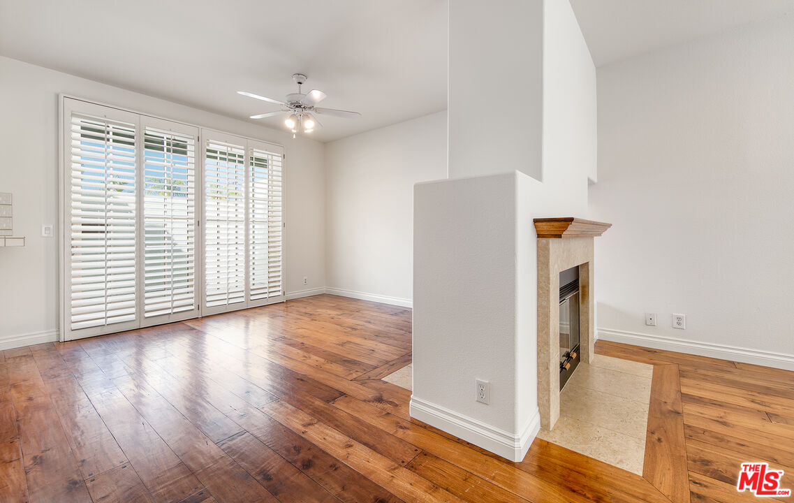 2333 Oak Street, Unit 2 Santa Monica, CA 90405 - Photo 20 of 30 a view of a room with wooden floor and entryway