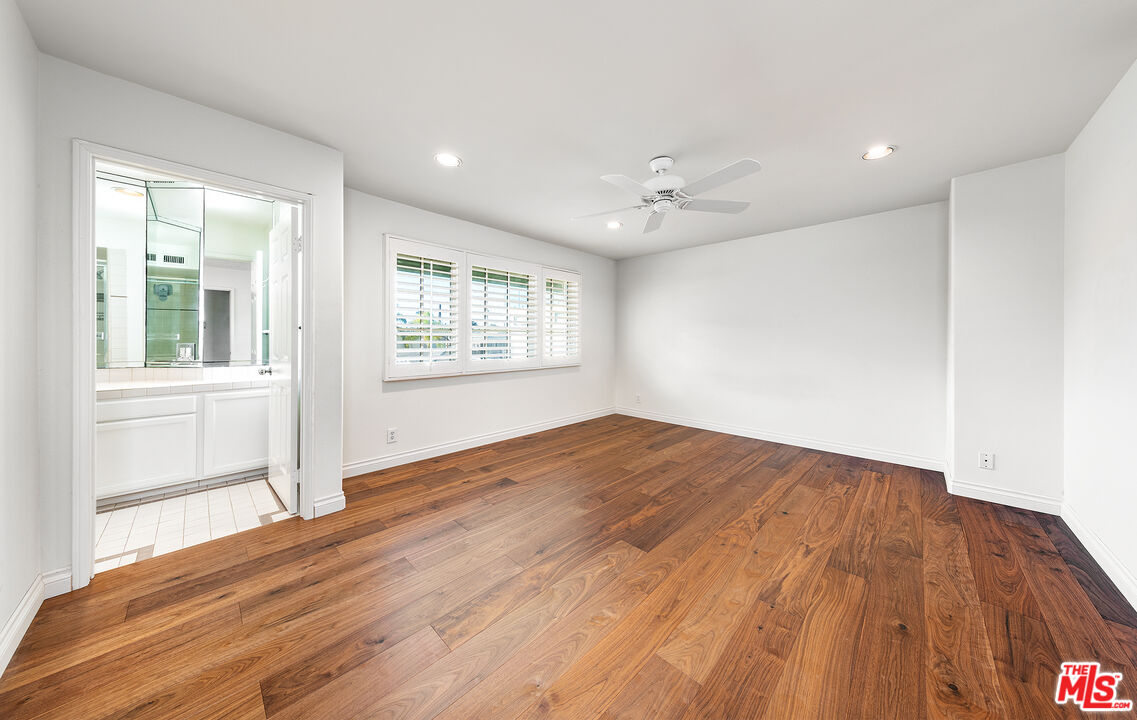 2333 Oak Street, Unit 2 Santa Monica, CA 90405 - Photo 26 of 30 a view of empty room with wooden floor and fan