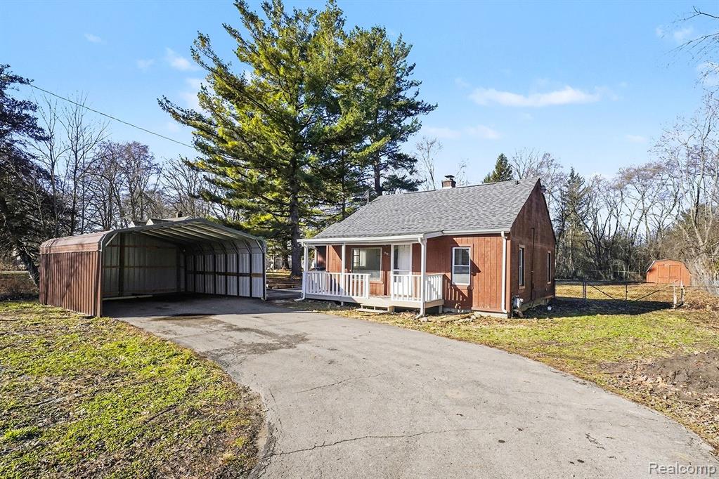 3401 Center Road Flint, MI 48506 - Photo 1 of 25