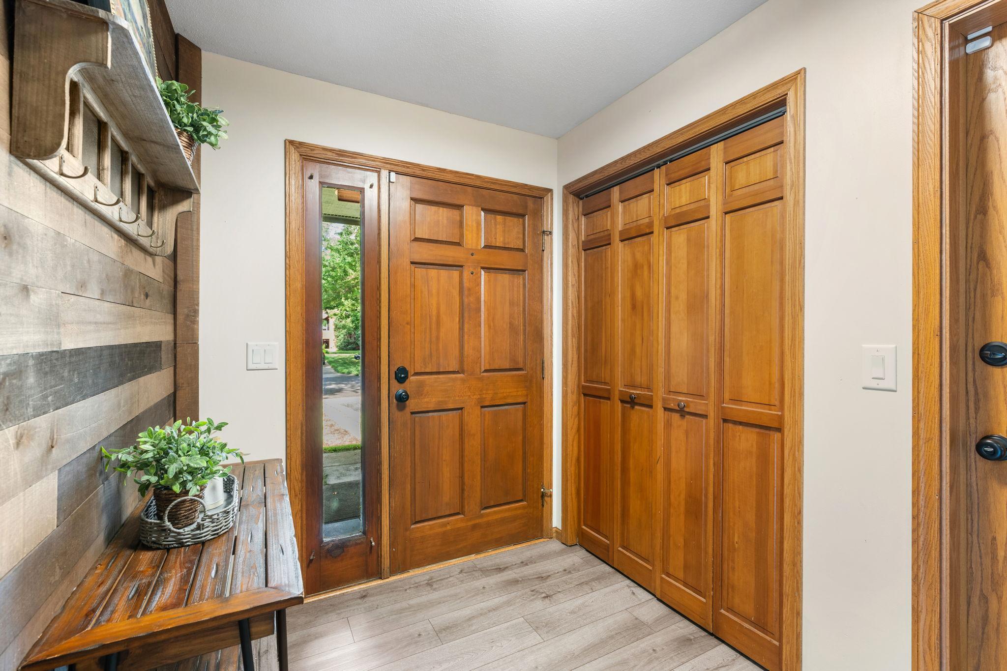 1536 Prairie Hill Road St. Cloud, MN 56301 - Photo 3 of 34 Gallery Image 3