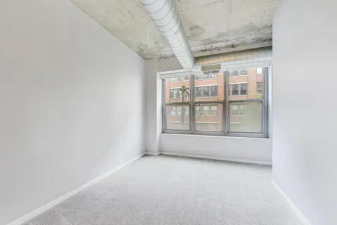 $3,500 | 933 West Van Buren Street, Unit 304, Chicago, IL 60607