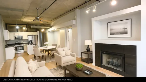 $3,500 | 933 West Van Buren Street, Unit 304, Chicago, IL 60607