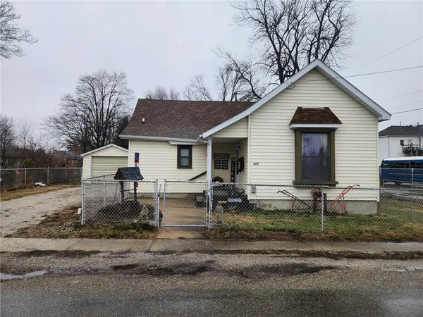 $70,000 | 203 Huffman Street, Georgetown, IL 61846