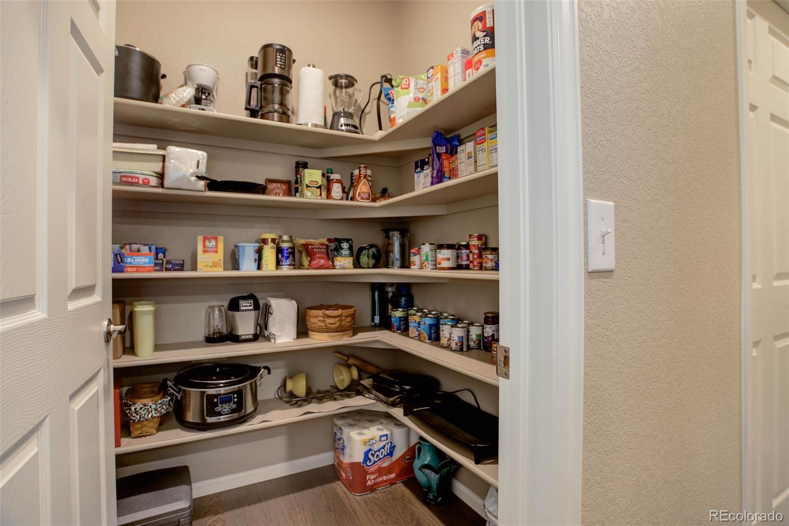 6905 Fraser Circle Frederick, CO 80530 - Photo 12 of 42