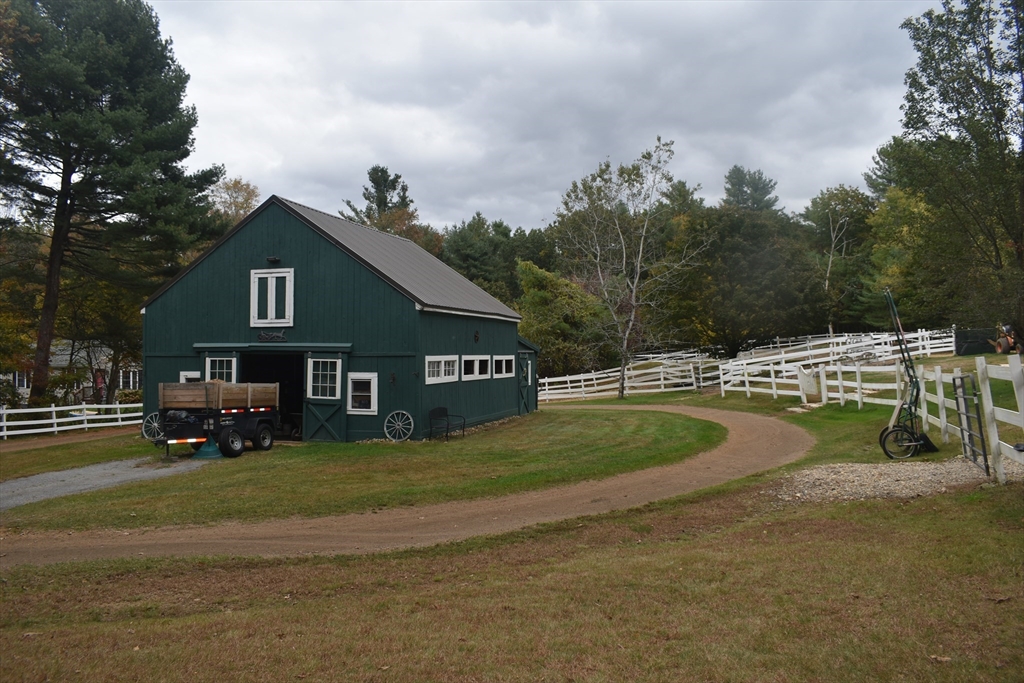 26 Mill Road North Brookfield, MA 01535 - Photo 1 of 21