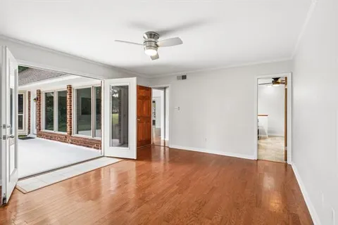 $643,500 | 208 Evangeline Drive, Mandeville, LA 70471