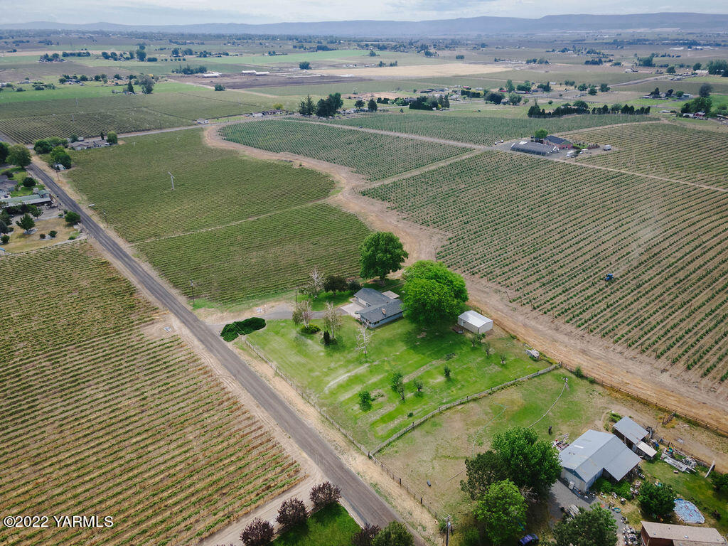 4180 Stover Road Sunnyside, WA 98944 - Photo 36 of 37