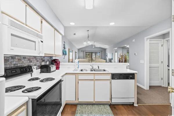 $239,000 | 270 Pinehurst Lane, Unit 9I, Pawleys Island, SC 29585