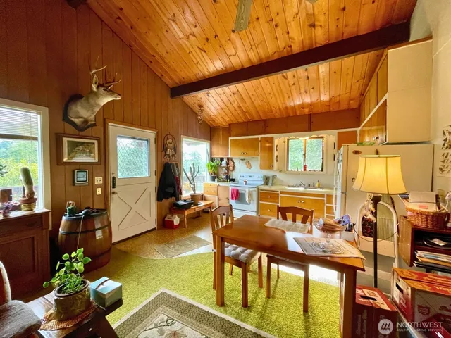 a living room filled with furniture